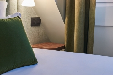 10 Opera Single room thumbnail